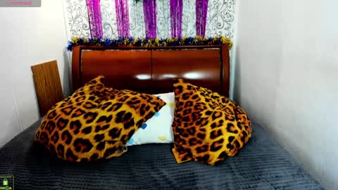 Nicole online show from 01-18-25, 04:37