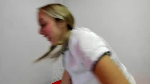 NICOLE online show from 07-17-26, 02:24