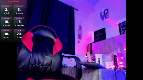 nicollee_77 online show from 02-16-26, 06:59