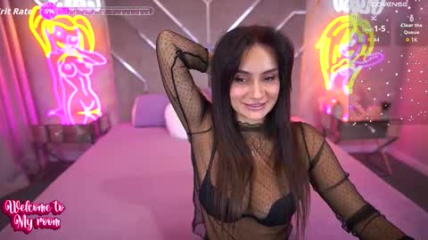 Nicole online show from 10-20-25, 05:41