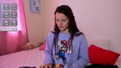 Snapshot of niela_go chatting on 09-18-25, 02:30 Niela online show from 09-18-25, 02:30