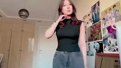 Hanna online show from 06-19-26, 11:36