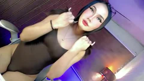 night_crystal1111 online show from 04-27-26, 07:01