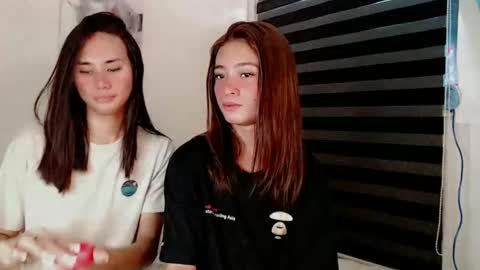 night_crystal1111 online show from 06-09-26, 01:39