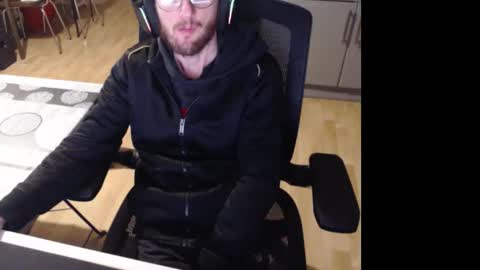 nightman7485569 online show from 02-26-26, 04:33