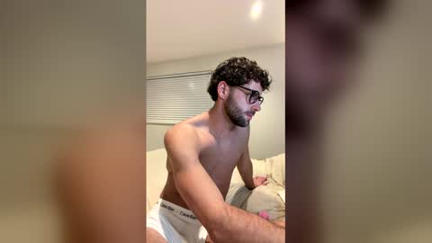 Snapshot of nightvyre chatting on 02-22-26, 06:17 nightvyre online show from 02-22-26, 06:17