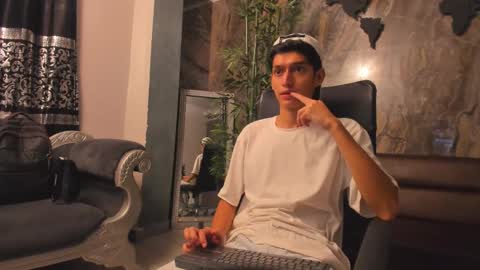 Nick online show from 11-01-25, 11:29