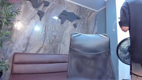 Nick online show from 11-02-25, 01:24