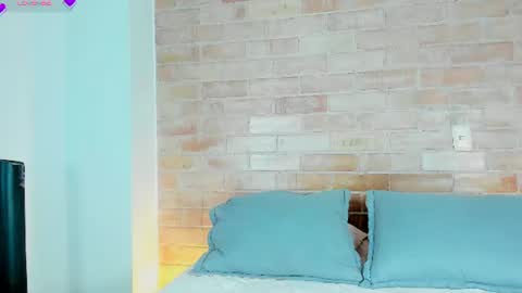 Niicole online show from 06-11-26, 01:05