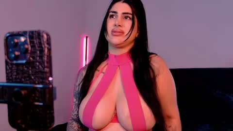 Snapshot of niinarosee1 chatting on 06-17-26, 06:53 Niinarosee online show from 06-17-26, 06:53