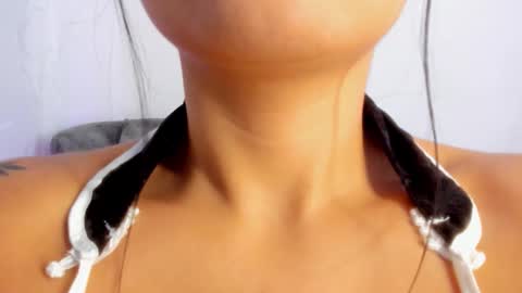 Snapshot of nika01_ chatting on 10-12-25, 04:06 SAMARA online show from 10-12-25, 04:06