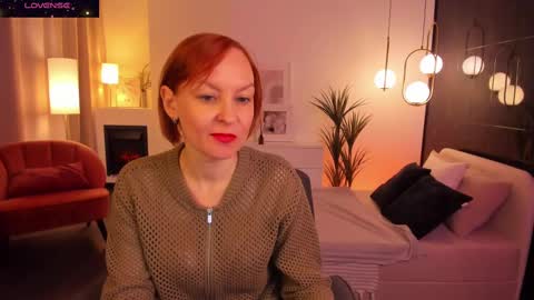Snapshot of nika_gentle chatting on 02-21-25, 09:13 Nika online show from 02-21-25, 09:13
