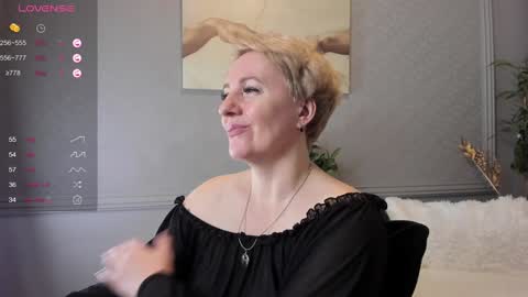 Nika online show from 12-24-24, 12:11