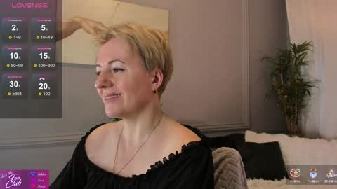 Nika online show from 01-19-25, 11:34