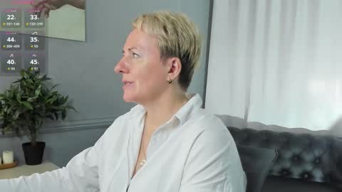 Nika online show from 09-12-25, 09:09