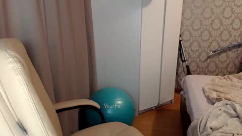 nikaking22 online show from 12-03-25, 11:52