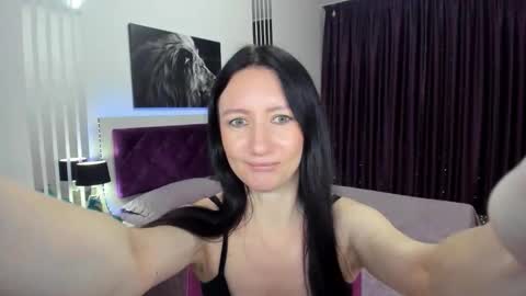 NikaLewis online show from 11-24-25, 10:37