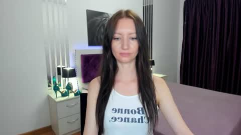 NikaLewis online show from 06-13-26, 04:43