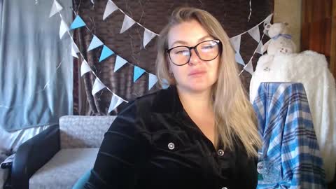 Snapshot of nikaskylink chatting on 10-02-25, 04:08 Nika online show from 10-02-25, 04:08