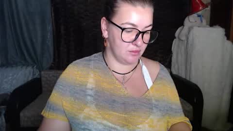 Snapshot of nikaskylink chatting on 11-10-25, 04:00 Nika online show from 11-10-25, 04:00