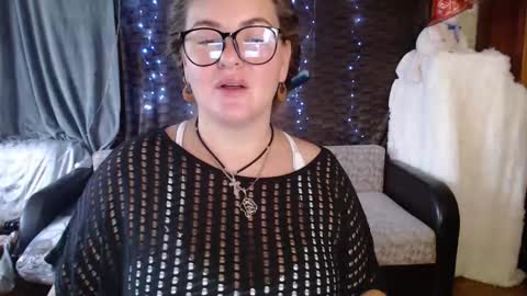 Snapshot of nikaskylink chatting on 11-11-25, 06:46 Nika online show from 11-11-25, 06:46