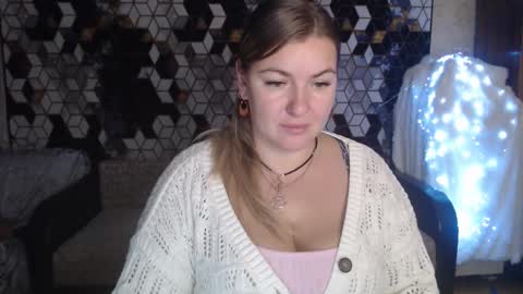 Snapshot of nikaskylink chatting on 11-25-25, 08:20 Nika online show from 11-25-25, 08:20