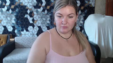 Snapshot of nikaskylink chatting on 02-03-26, 06:51 Nika online show from 02-03-26, 06:51