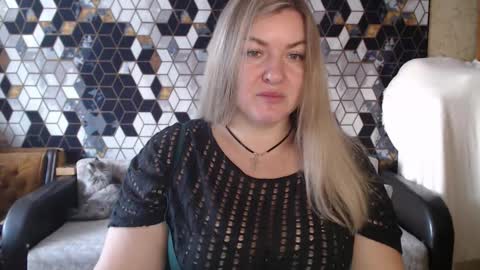 Snapshot of nikaskylink chatting on 02-09-26, 05:11 Nika online show from 02-09-26, 05:11