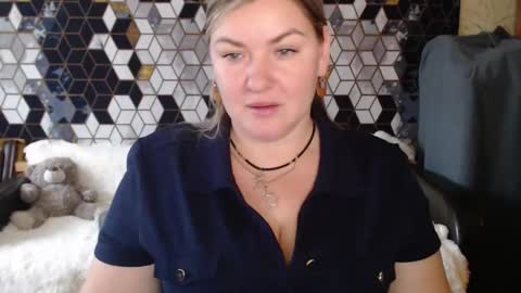 Snapshot of nikaskylink chatting on 02-16-26, 10:11 Nika online show from 02-16-26, 10:11