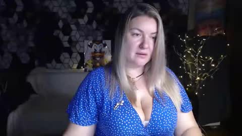 Snapshot of nikaskylink chatting on 02-20-26, 08:31 Nika online show from 02-20-26, 08:31