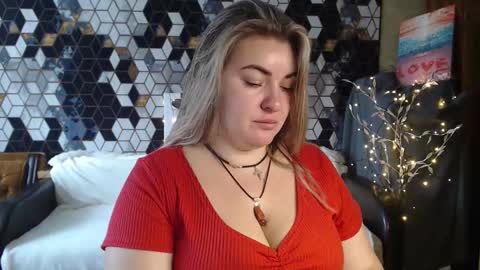 Snapshot of nikaskylink chatting on 02-24-26, 05:38 Nika online show from 02-24-26, 05:38