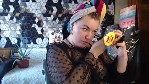 Snapshot of nikaskylink chatting on 03-09-26, 05:22 Nika online show from 03-09-26, 05:22