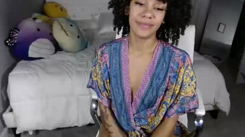 nikayasworld online show from 11-06-25, 03:35