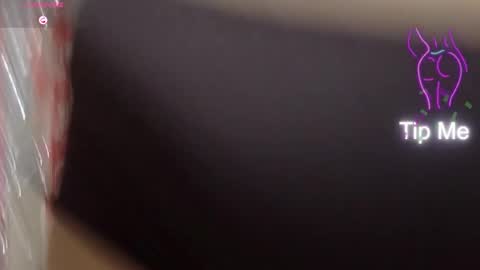 Nike online show from 12-02-25, 05:02