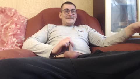 Snapshot of nikes96 chatting on 01-27-25, 01:09 meineliebhe797 online show from 01-27-25, 01:09