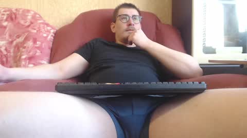 Snapshot of nikes96 chatting on 02-17-25, 08:19 meineliebhe797 online show from 02-17-25, 08:19