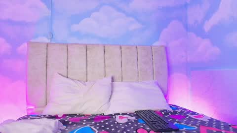    online show from 03-31-26, 02:13