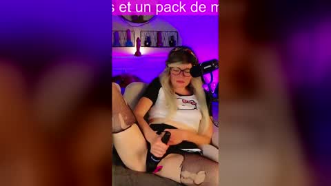 Kitty Chatte online show from 05-04-26, 08:16