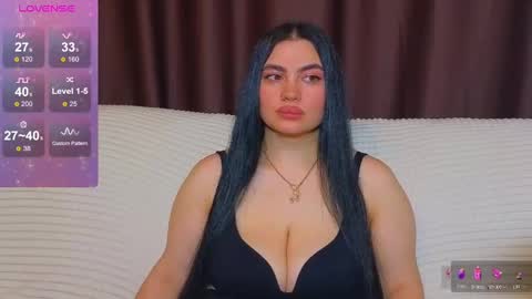 Nikki Kardashian online show from 02-25-25, 10:39