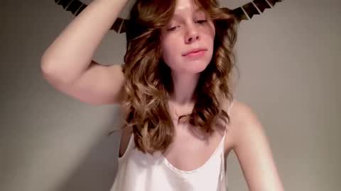 Nikki online show from 01-23-25, 01:13