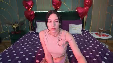 Nikki online show from 03-02-25, 01:49