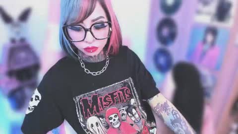 Nikki Ramone   online show from 12-03-25, 09:13