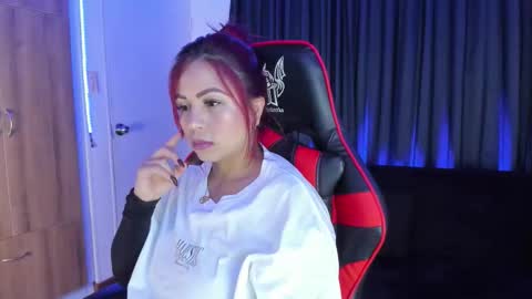   online show from 10-17-25, 06:16