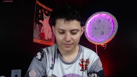 Nikky online show from 04-28-26, 01:49