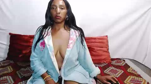 nikkyjigglesx online show from 05-24-26, 01:43