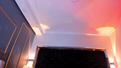     online show from 02-11-25, 08:20