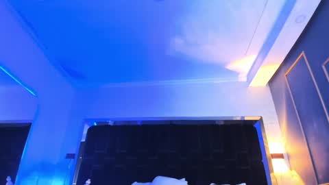     online show from 03-10-25, 07:07