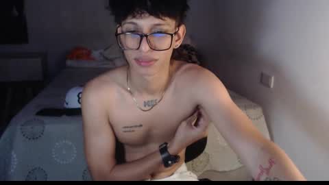 Snapshot of niklaus_wolf chatting on 09-21-25, 06:26 niklaus_wolf online show from 09-21-25, 06:26