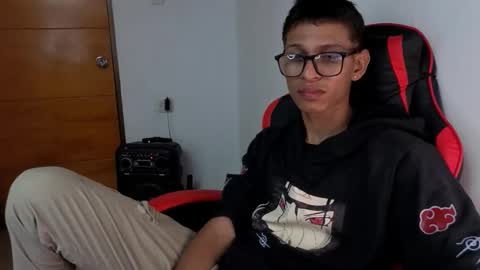 niklaus_wolf online show from 03-02-26, 02:03