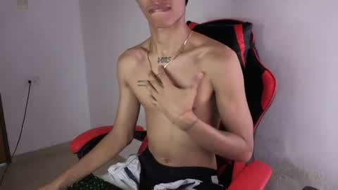 niklaus_wolf online show from 04-28-26, 08:14